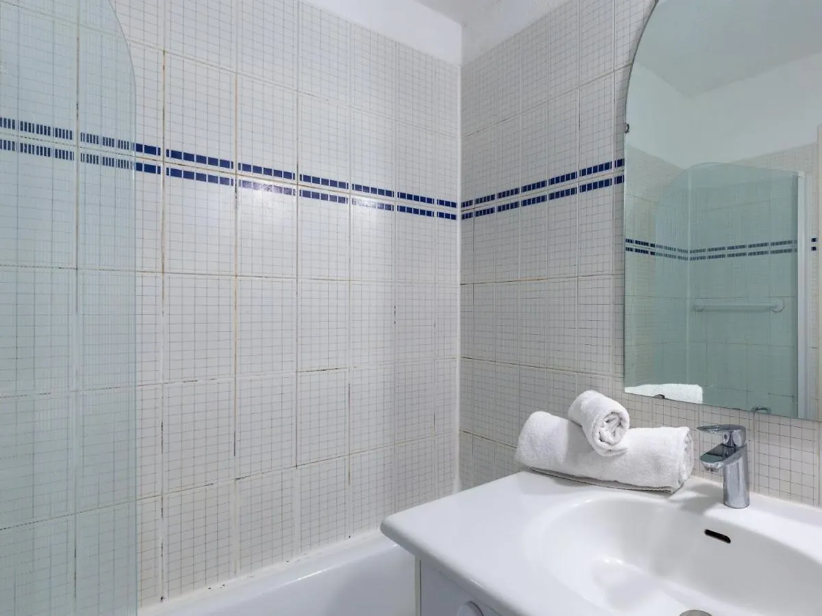 Apartment Rond Point Des Pistes - Val Claret-2 By Interhome Tignes